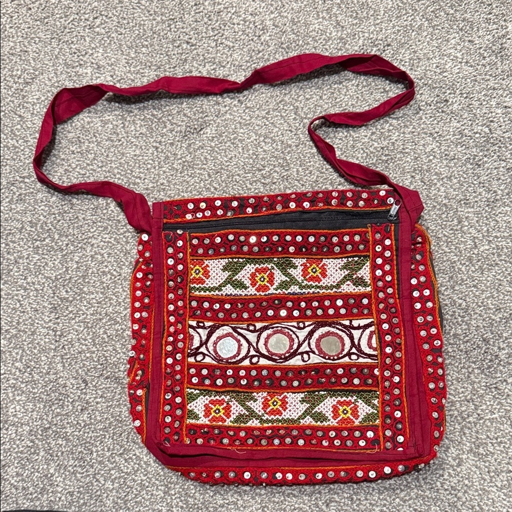 VINTAGE Embroidered Red Shoulder Bag